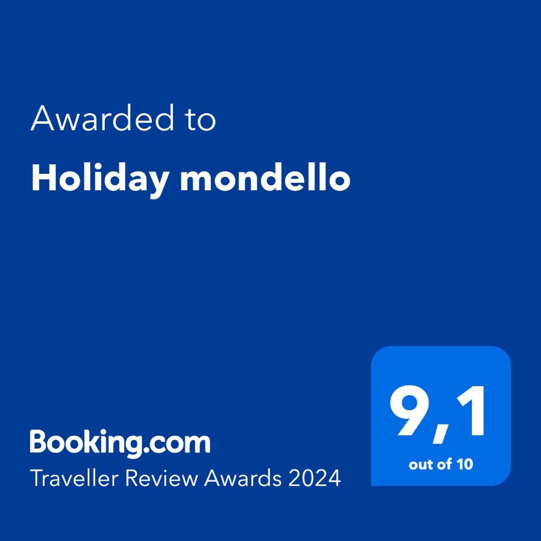 Holiday Мондело Екстериор снимка